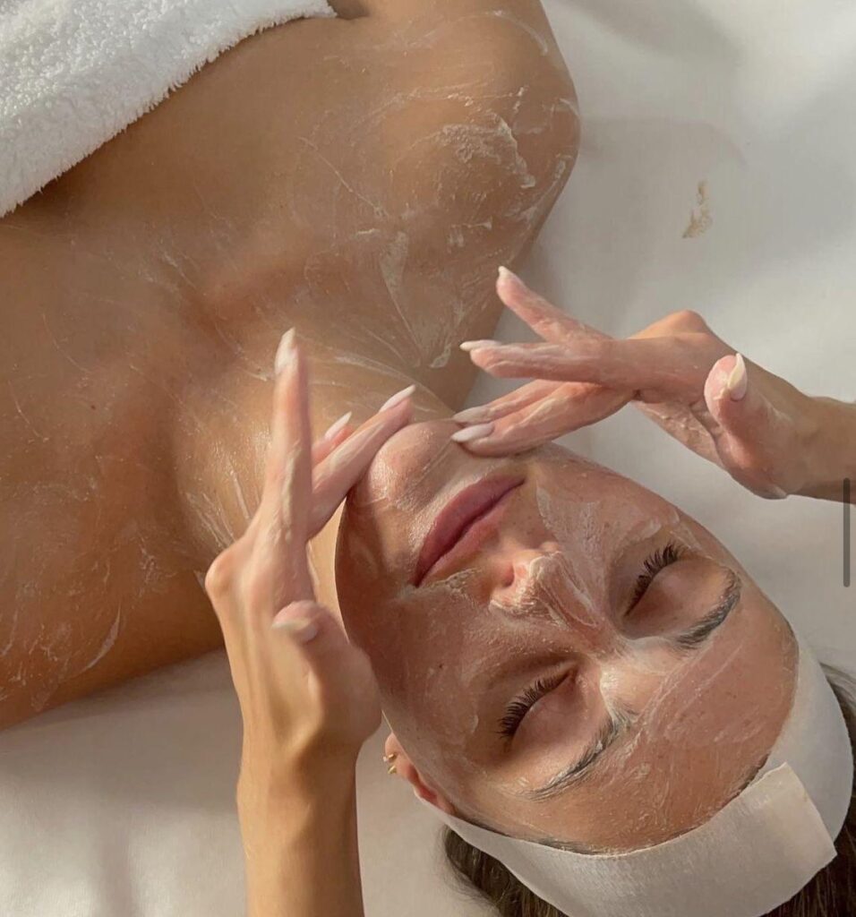 Hydrafacial Cilt Bakımı Çayyolu